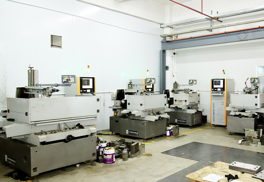 廠(chǎng)房(fáng)直拍(pāi)